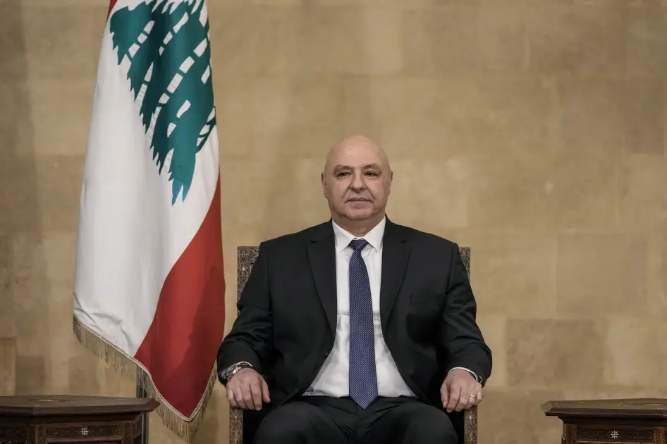 رئيس الجمهورية يخص الرئيس اللبناني باستقبال رسمي