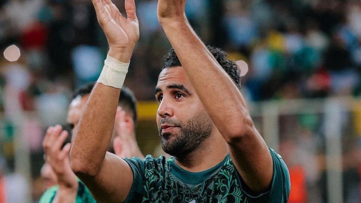 أثار غضب “السيتيزنس” ..محرز يختار نجم الجزائر الجديد!